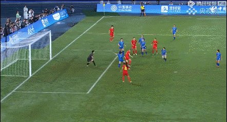 1695388583047097872.gif 张馨.gif