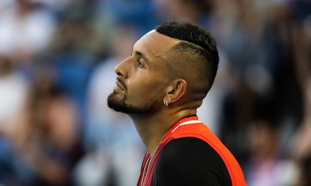 开云Kaiyun官网入口-摔球拍飙脏话！“坏小子”克耶高斯又和裁判杠上了